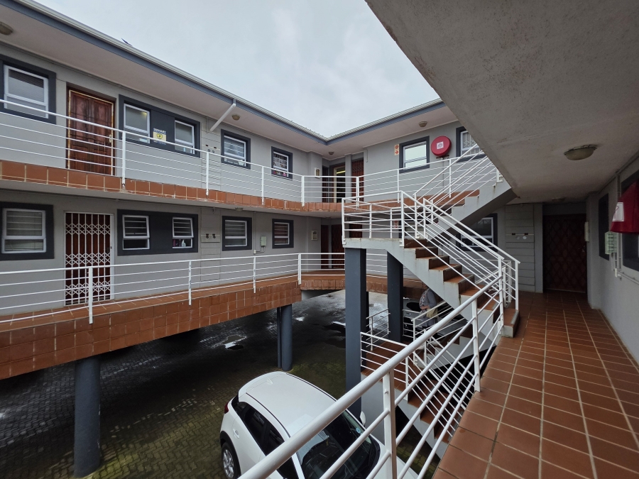 2 Bedroom Property for Sale in C Place Eastern Cape